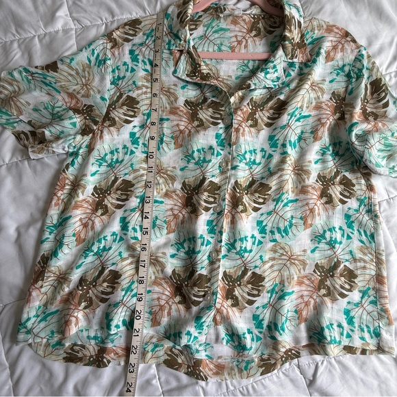 Jane + Delancey Tropical Leaf Print Button Up Shirt Size Medium - Picture 7 of 8